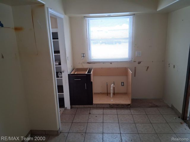 8539 DESOTO Street, Detroit, MI 48238