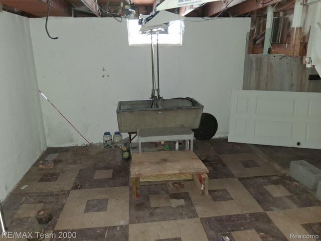 8539 DESOTO Street, Detroit, MI 48238