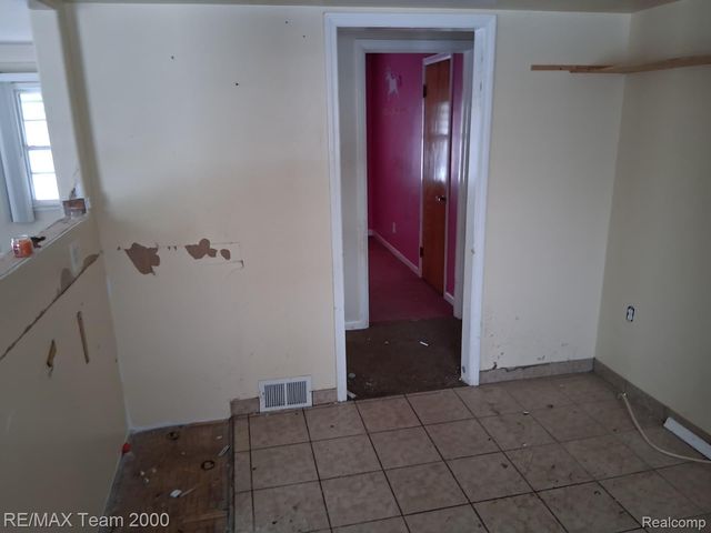 8539 DESOTO Street, Detroit, MI 48238