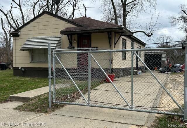 8539 DESOTO Street, Detroit, MI 48238