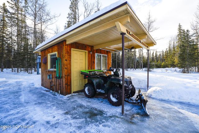 4384 Beaver Loop Road, Kenai, AK 99611