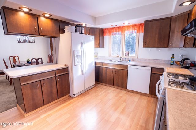 4384 Beaver Loop Road, Kenai, AK 99611