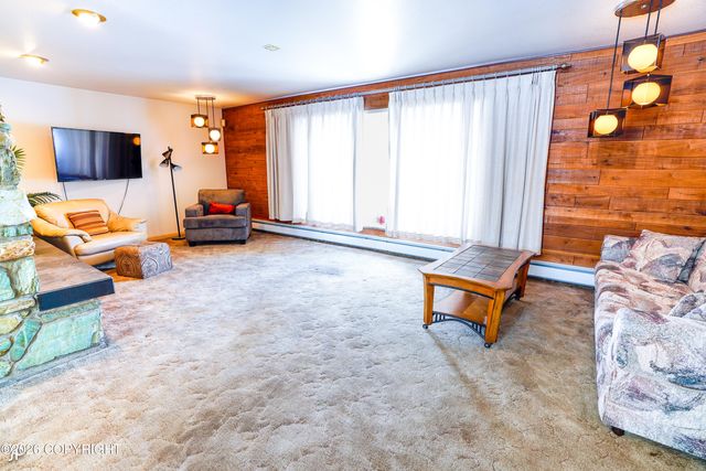 4384 Beaver Loop Road, Kenai, AK 99611