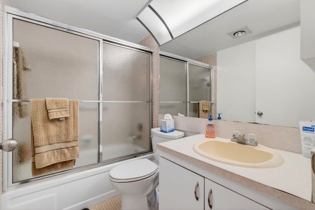 3028 Guildford B B, Boca Raton, FL 33434