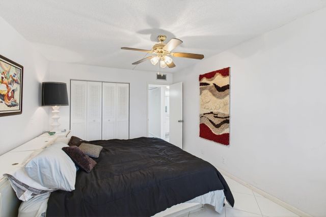 3028 Guildford B B, Boca Raton, FL 33434