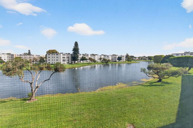 3028 Guildford B B, Boca Raton, FL 33434