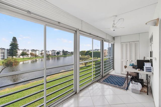 3028 Guildford B B, Boca Raton, FL 33434