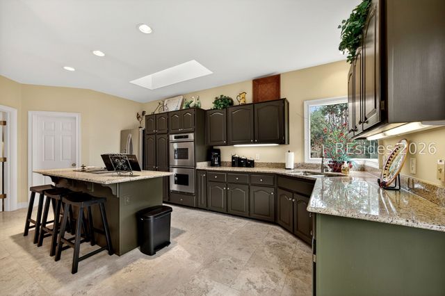 1 Foot Point Rd, Hilton Head Island, SC 29928