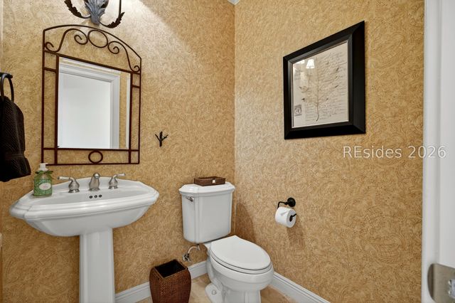 1 Foot Point Rd, Hilton Head Island, SC 29928