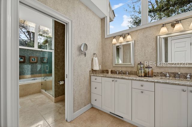 1 Foot Point Rd, Hilton Head Island, SC 29928