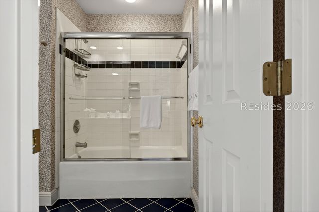 1 Foot Point Rd, Hilton Head Island, SC 29928