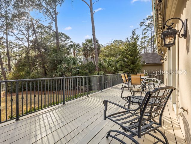 1 Foot Point Rd, Hilton Head Island, SC 29928