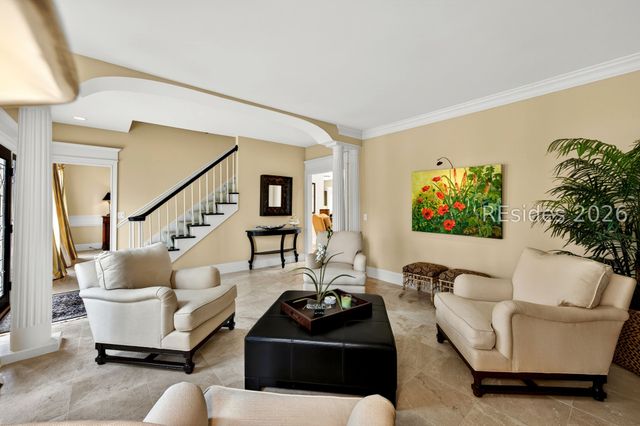 1 Foot Point Rd, Hilton Head Island, SC 29928