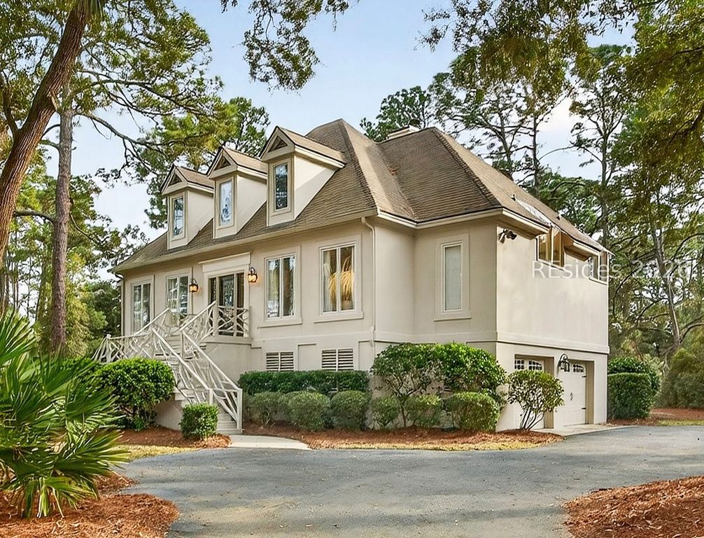 1 Foot Point Rd, Hilton Head Island, SC 29928