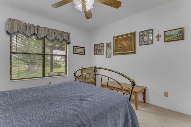 12800 Quarterhorse DR, Elgin, TX 78621