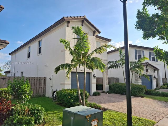 2439 NW 131st Circle, Miami, FL 33167