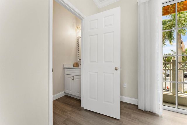 643 Casa Loma Boulevard, Boynton Beach, FL 33435
