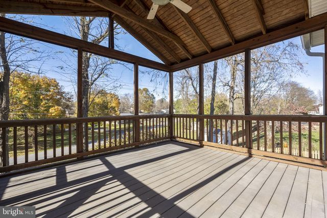 296 KIMBERWICKE DR N, Charles Town, WV 25414