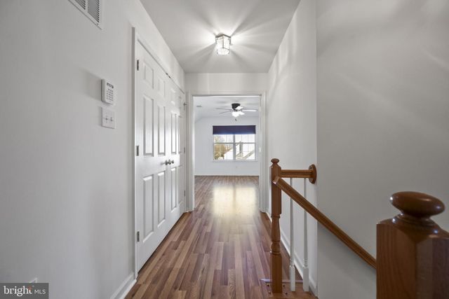 296 KIMBERWICKE DR N, Charles Town, WV 25414