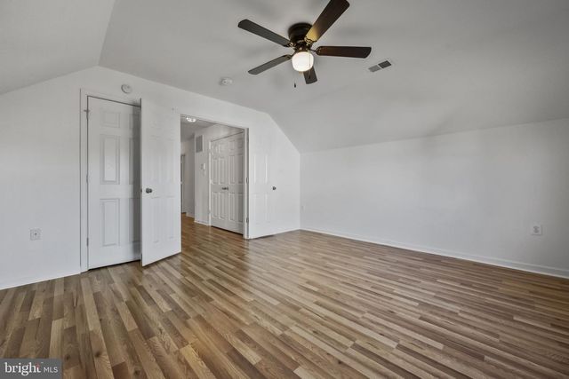 296 KIMBERWICKE DR N, Charles Town, WV 25414