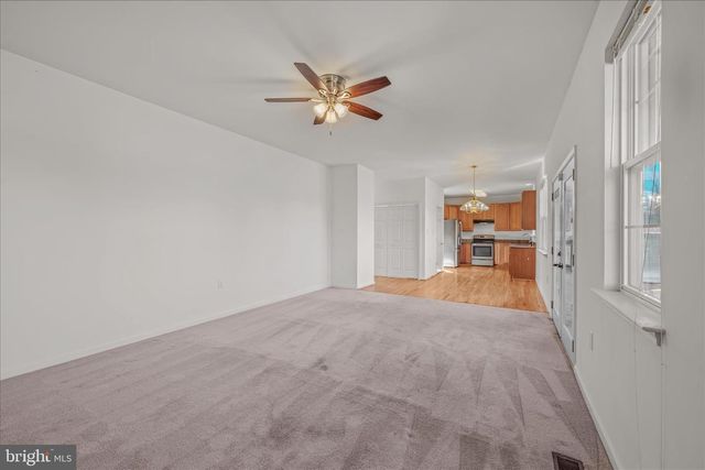 296 KIMBERWICKE DR N, Charles Town, WV 25414