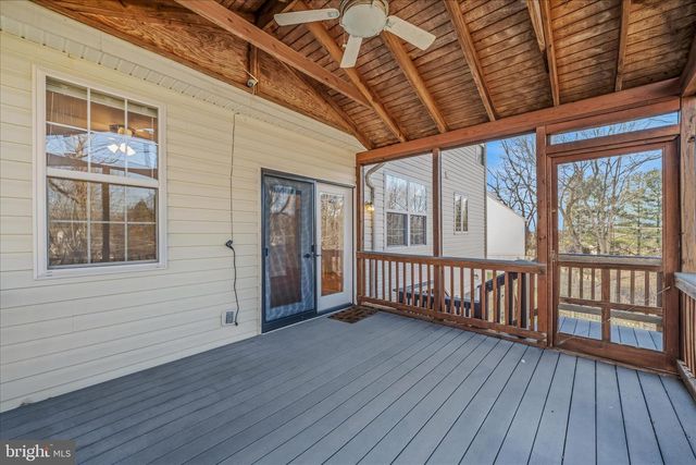 296 KIMBERWICKE DR N, Charles Town, WV 25414