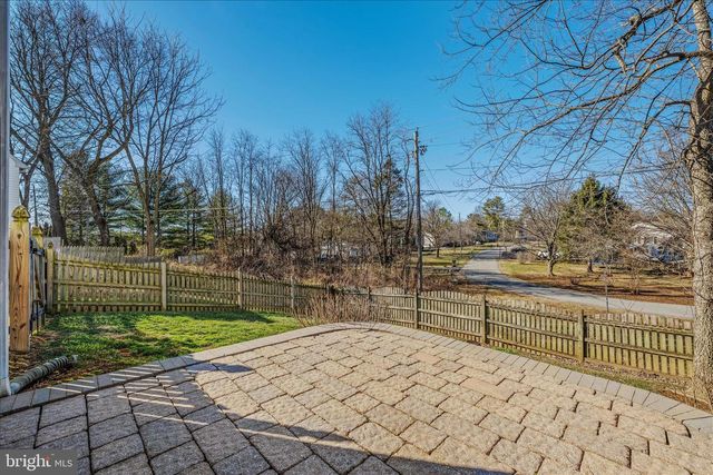 296 KIMBERWICKE DR N, Charles Town, WV 25414