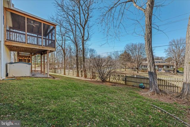 296 KIMBERWICKE DR N, Charles Town, WV 25414