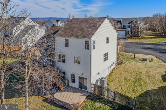 296 KIMBERWICKE DR N, Charles Town, WV 25414