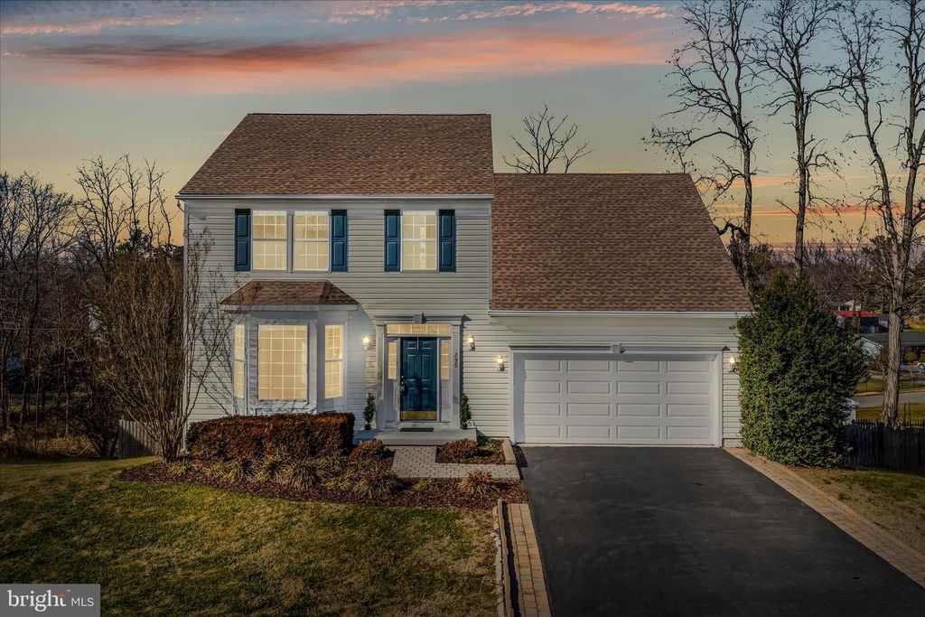 296 KIMBERWICKE DR N, Charles Town, WV 25414