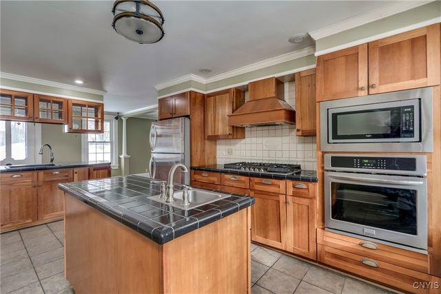 100 North Main Street, Le Ray, NY 13612