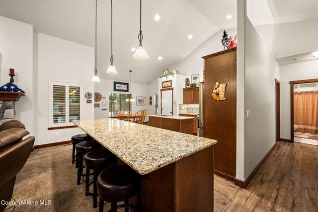 6944 N Glensford DR, Coeur D'alene, ID 83815