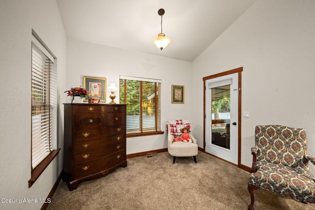 6944 N Glensford DR, Coeur D'alene, ID 83815