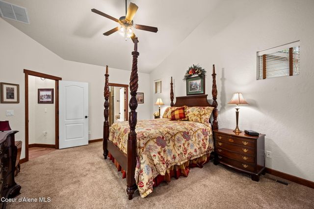 6944 N Glensford DR, Coeur D'alene, ID 83815