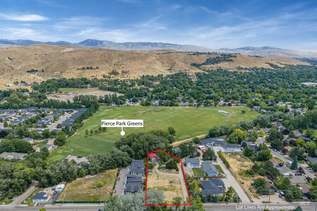 5708 N Pierce Park Lane, Boise, ID 83714 property photo