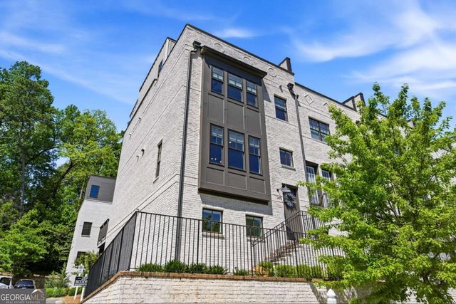 1801 Huntington Hills Lane NW, Atlanta, GA 30309