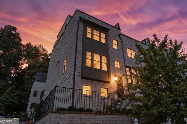 1801 Huntington Hills Lane NW, Atlanta, GA 30309