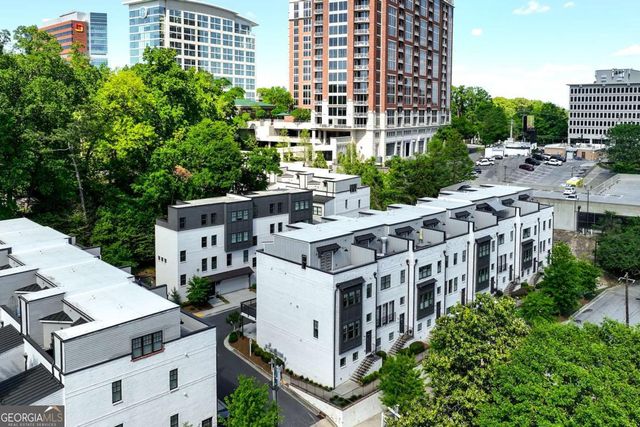 1801 Huntington Hills Lane NW, Atlanta, GA 30309