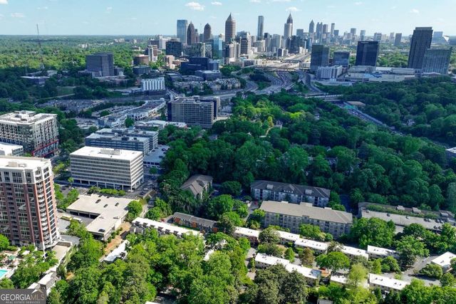 1801 Huntington Hills Lane NW, Atlanta, GA 30309