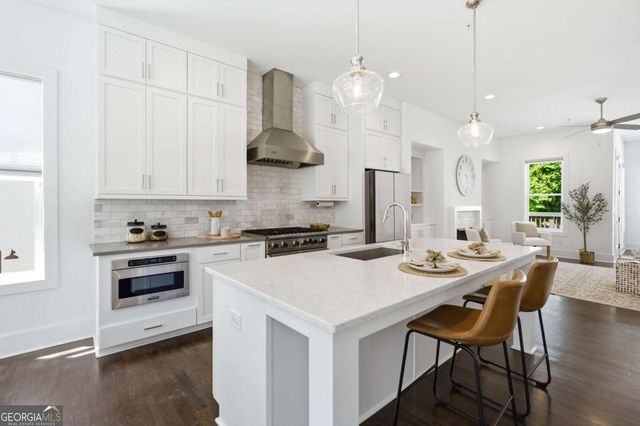 1801 Huntington Hills Lane NW, Atlanta, GA 30309