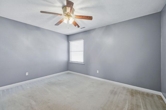 1088 Alton Station Road, Lawrenceburg, KY 40342