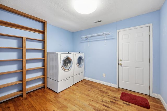 1088 Alton Station Road, Lawrenceburg, KY 40342