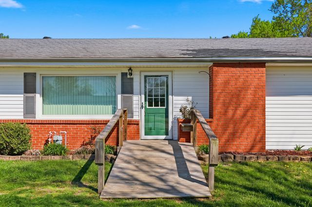 1088 Alton Station Road, Lawrenceburg, KY 40342