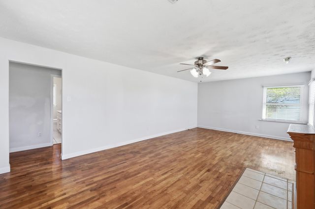 1088 Alton Station Road, Lawrenceburg, KY 40342
