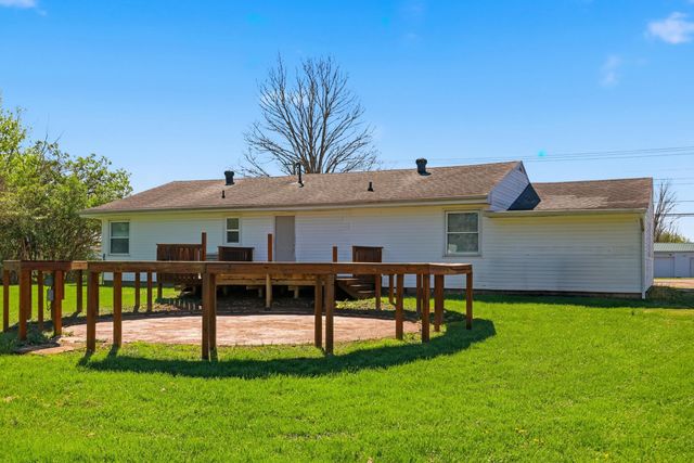 1088 Alton Station Road, Lawrenceburg, KY 40342