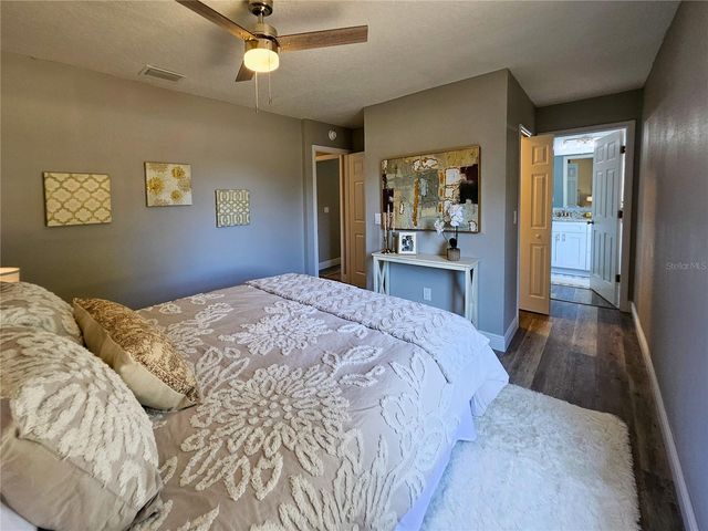 8203 N SEMMES STREET, Tampa, FL 33604