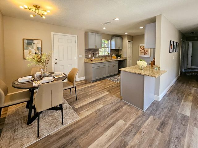 8203 N SEMMES STREET, Tampa, FL 33604