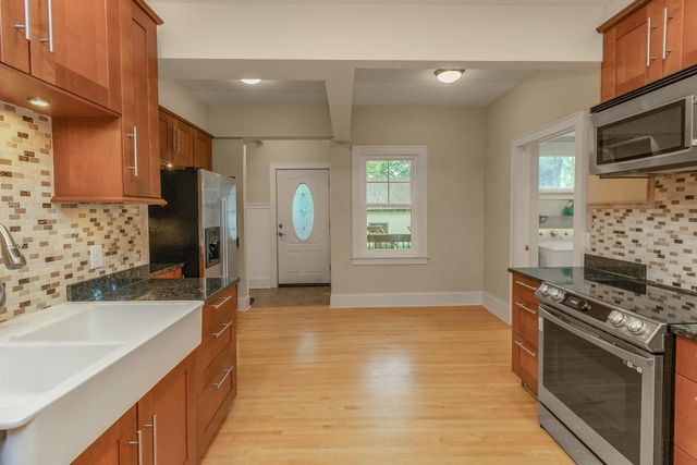 1004 Sheridan Avenue N, Minneapolis, MN 55411