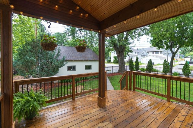 1004 Sheridan Avenue N, Minneapolis, MN 55411