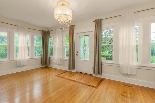 1004 Sheridan Avenue N, Minneapolis, MN 55411